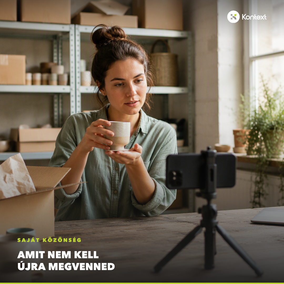 Webshop-tulajdonos telefonnal rövid termékvideót vesz fel